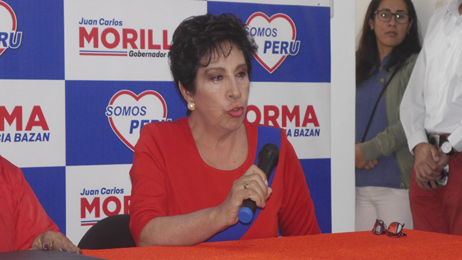 Regidora Norma Alencastre fue presentada en Somos Perú